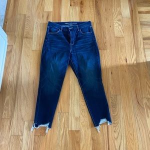 American Eagle Jeans: curvy hi-rise jegging crop